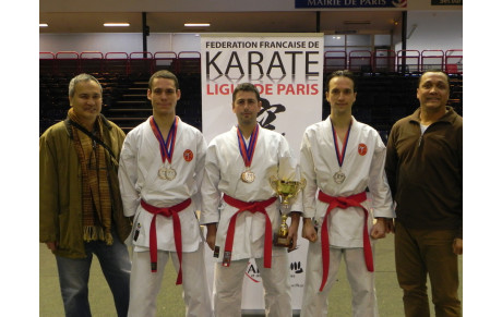 L'équipe masculine kata, Vice Championne de Paris en 2015