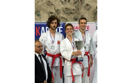 Jeune équipe kata mixte , médaille d'Argent à la Coupe France Kata  